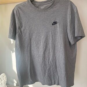 Nike Gray Men's T-Shirt
